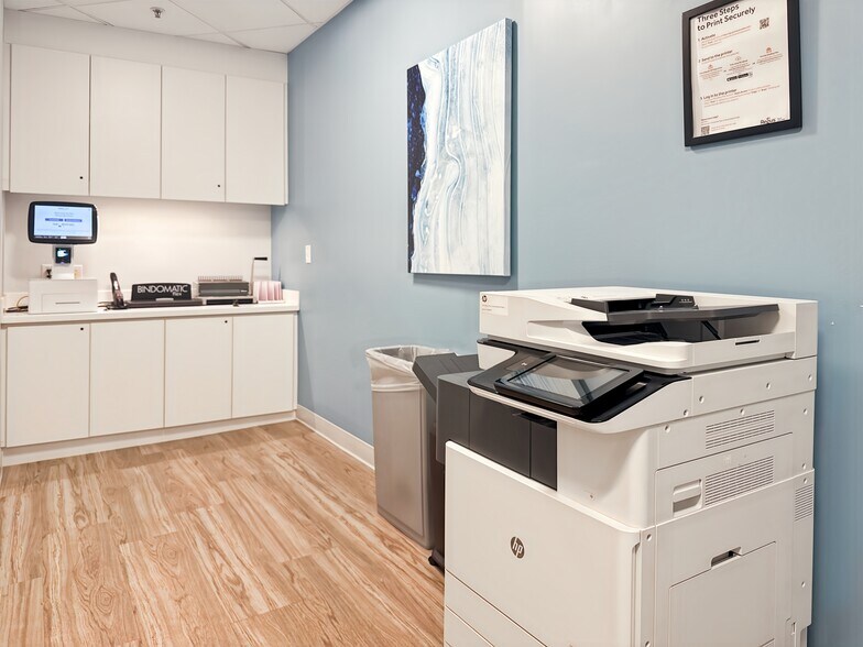 More Photos Of 5 Concourse Pky NE, Atlanta Coworking Space