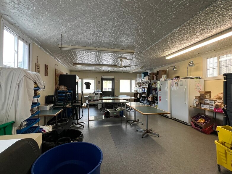 More Photos Of 85 Stephen St, Kingston Freestanding For Sale