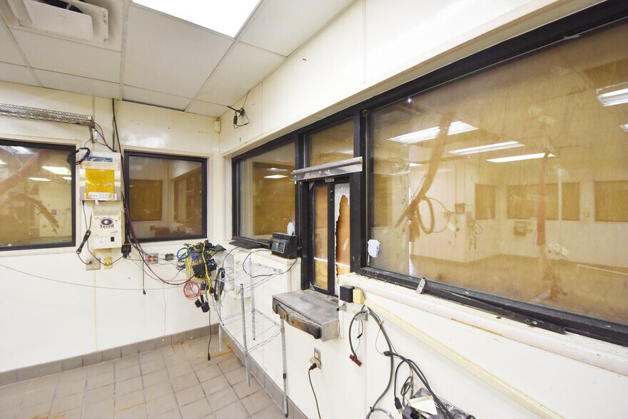 More Photos Of 64 Carriage Oaks Dr, Tyrone Restaurant For Lease