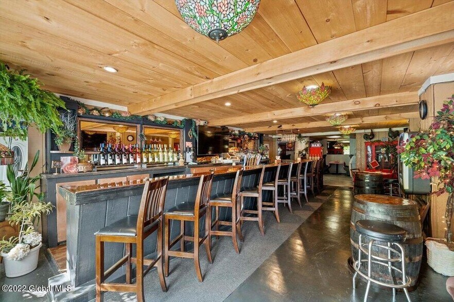 More Photos Of 67 Bridge St, Amsterdam Restaurant For Sale