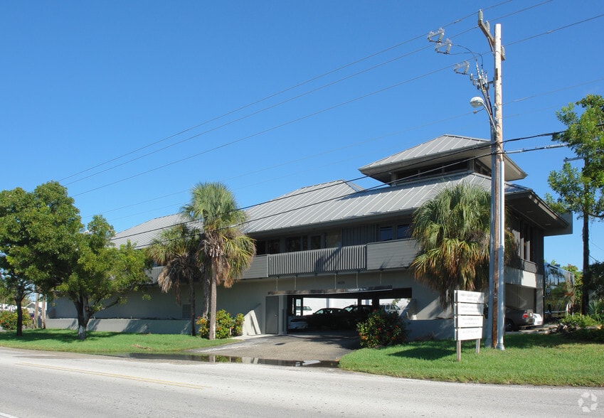 Primary Photo Of 1825 NE 45th St, Fort Lauderdale Medical For Lease