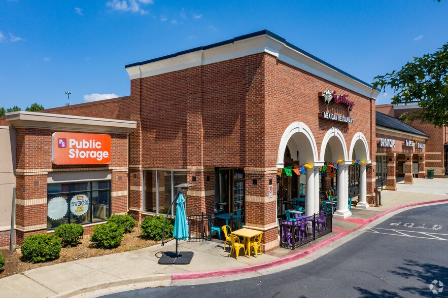 More Photos Of 2300 Holcomb Bridge Rd, Roswell Supermarket For Lease