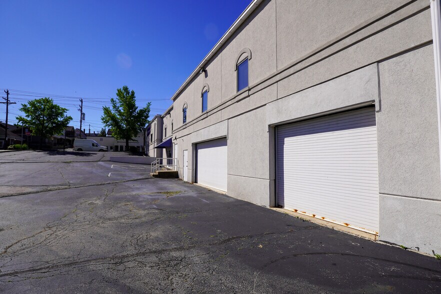 More Photos Of 179 Fairfield Ave, Dayton Office For Sale