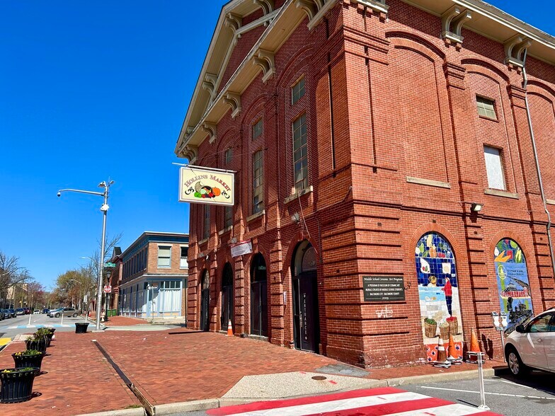 More Photos Of 1138-1140 W Hollins St, Baltimore Storefront Retail Office For Lease