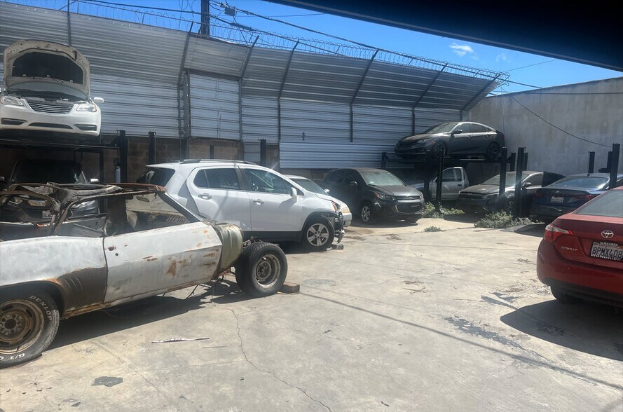More Photos Of 6740 Crenshaw Blvd, Los Angeles Auto Repair For Lease