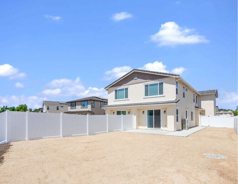 More Photos Of 5824 Persepolis Ct, Riverside Multifamily For Sale