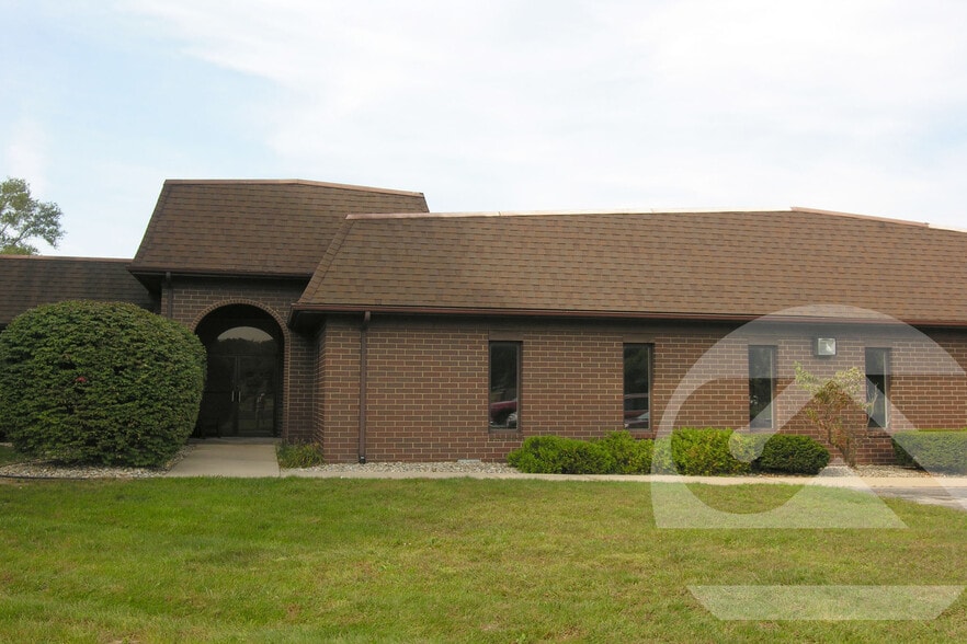 More Photos Of 4913 Harroun Rd, Sylvania Office For Lease