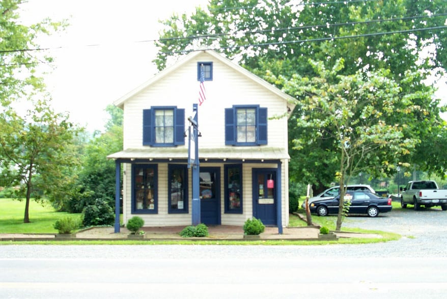 Primary Photo Of 39333 John Mosby Hwy, Aldie Freestanding For Lease