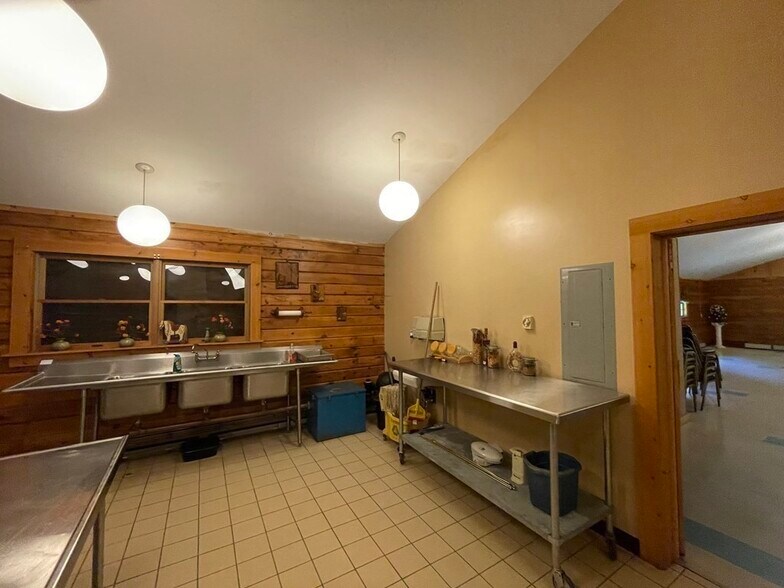 More Photos Of 1076 Roaring Brook, Conway Trailer Camper Park For Sale