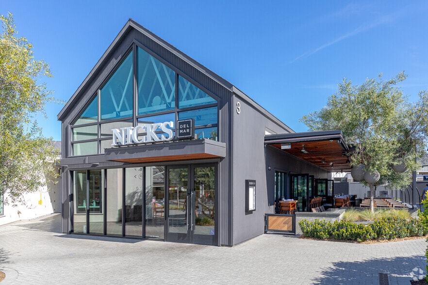 More Photos Of El Camino Real @ Del Mar Heights Road @ Del Mar Heights Road, San Diego Unknown For Lease