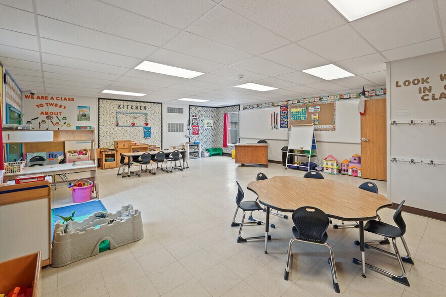 More Photos Of 1030 4th St, Rosenberg Daycare Center For Sale