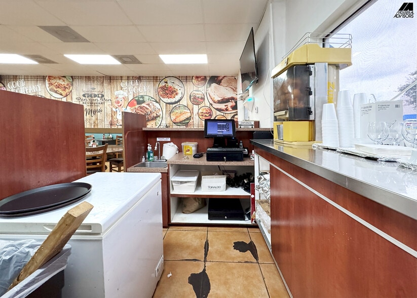 More Photos Of 4960 NW 165th St, Miami Warehouse For Sale