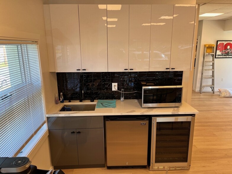 More Photos Of 435 State Route 18, East Brunswick Storefront Retail Office For Sale