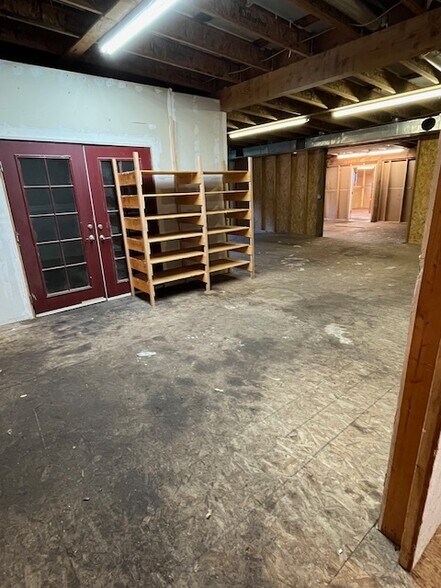 More Photos Of 9709 124th St E, Puyallup Specialty For Lease