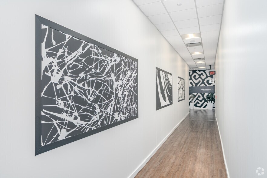 More Photos Of 1930 Innovation Way, Libertyville Manufacturing For Lease