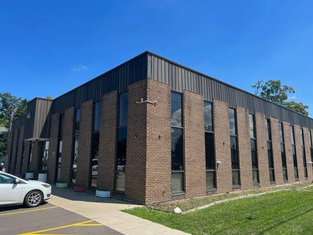 More Photos Of 835 Louisa St, Lansing Office For Lease