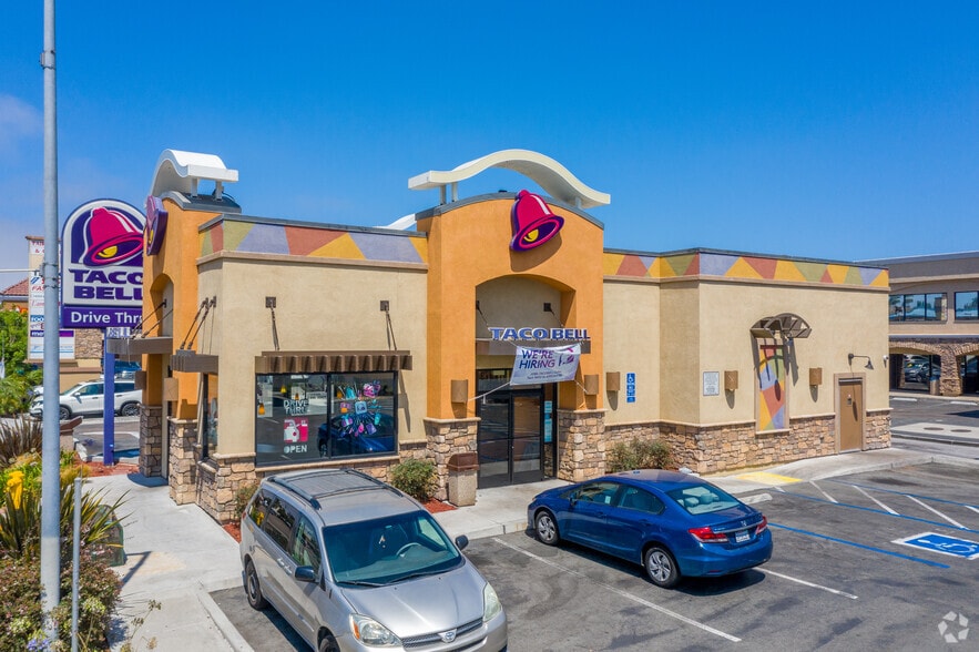 More Photos Of 3164-3194 Midway Dr, San Diego Storefront For Lease