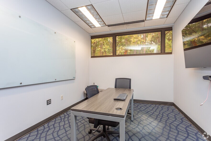 More Photos Of 2 Triangle Dr, Research Triangle Park Flex For Lease