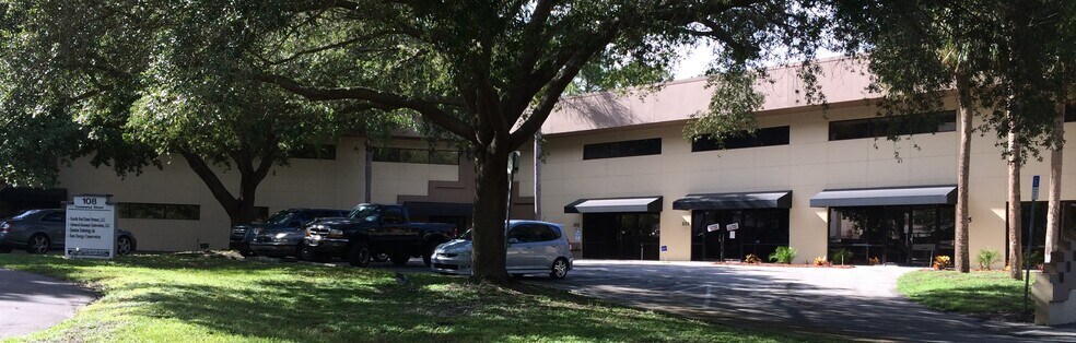 More Photos Of 108 Commerce St, Lake Mary Research And Development For Lease