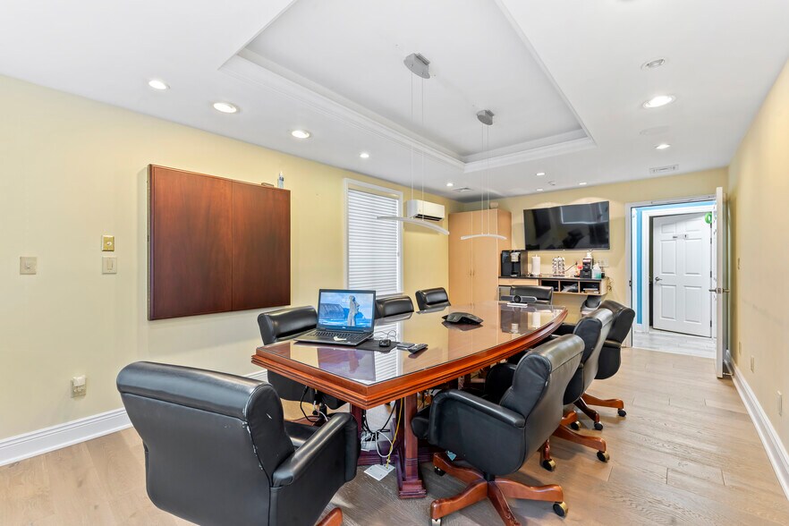 More Photos Of 330 New Brunswick Ave, Fords Office For Lease