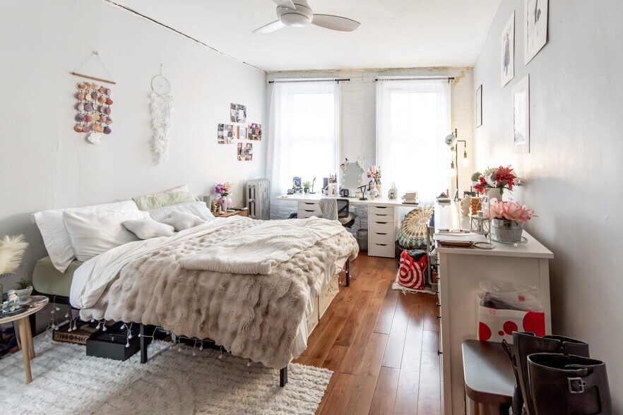More Photos Of 451 W 43rd St, New York Multifamily For Sale