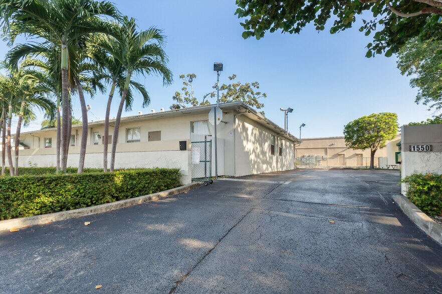 More Photos Of 1550 NE 147th St, North Miami Daycare Center For Sale