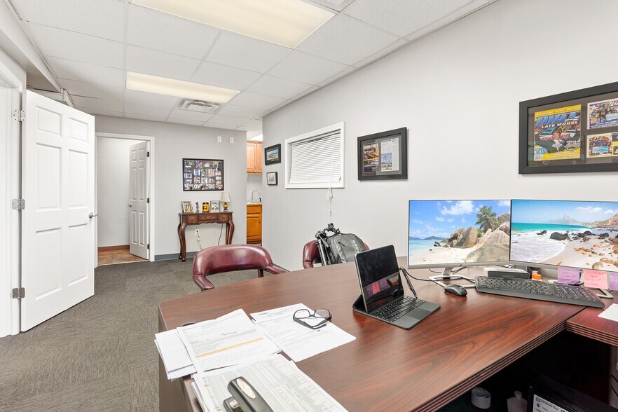 More Photos Of 22705 Highway 65, Sedalia Warehouse For Sale