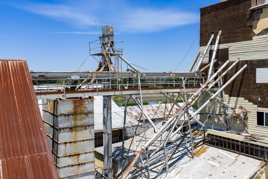 More Photos Of 14712 State Highway 160, Isleton Food Processing For Sale