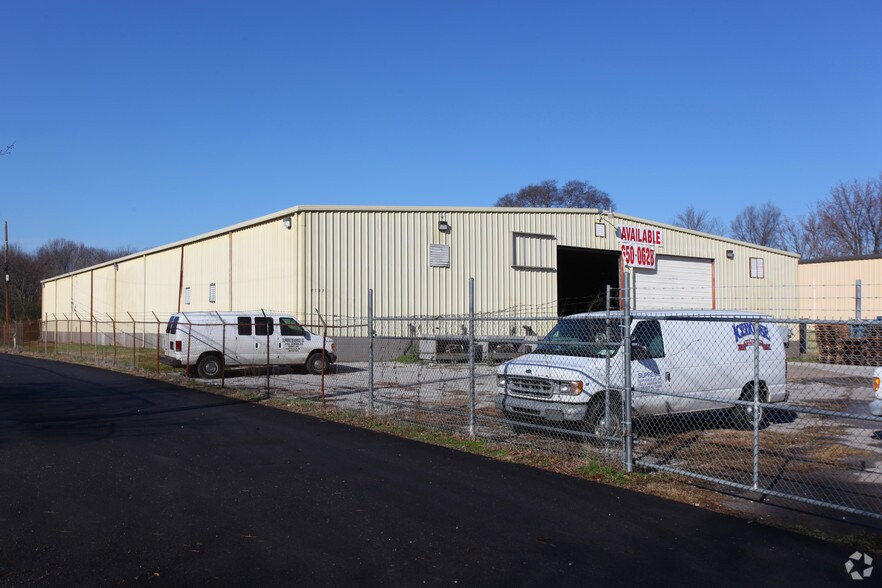 More Photos Of 2102 Jackson Ave, Huntsville Industrial For Sale