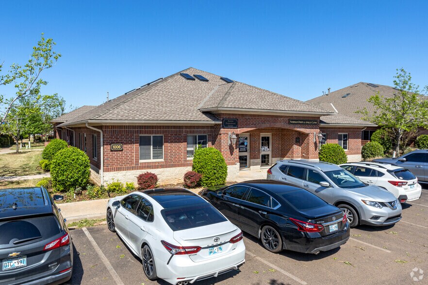 Primary Photo Of 1006 24th Ave NW, Norman Office For Sale