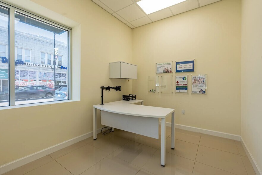 More Photos Of 4733 N Kedzie Ave, Chicago Storefront For Sale