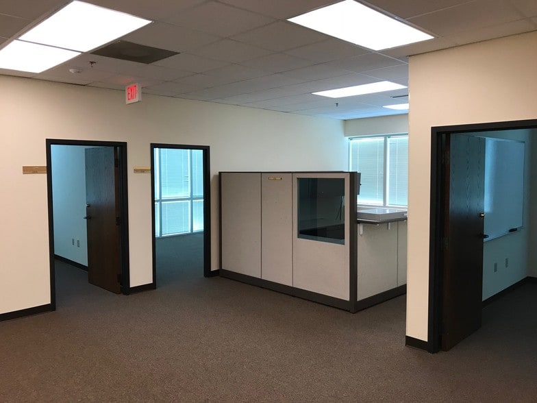 More Photos Of 900 Trail Ridge Rd, Aiken Office For Lease