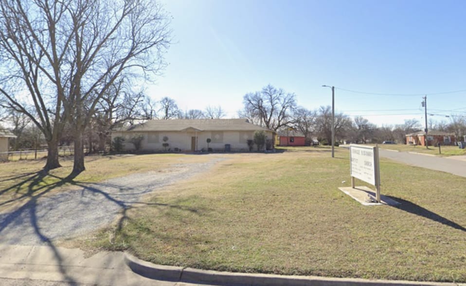 More Photos Of 1116 SW H Ave, Lawton Religious Facility For Sale