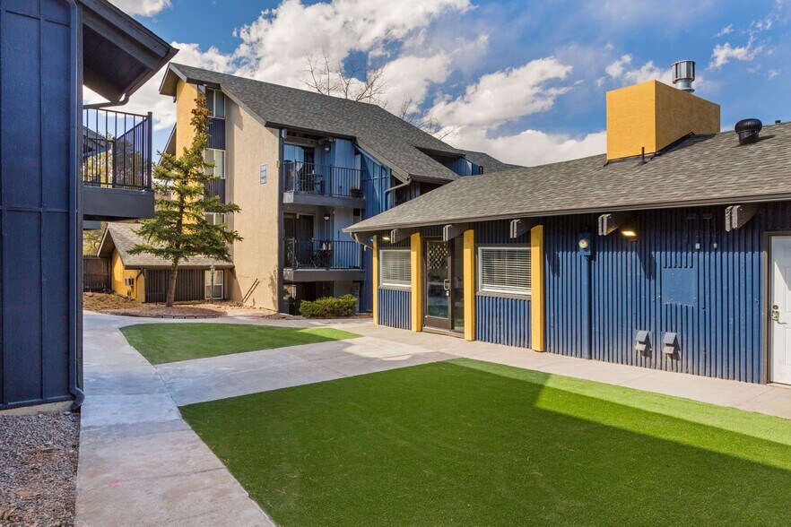 More Photos Of 3349 E Fountain Blvd, Colorado Springs Apartments For Sale