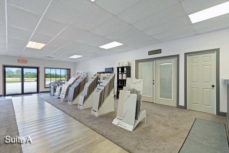 More Photos Of 19275 125 Hwy, Fairland General Retail For Sale
