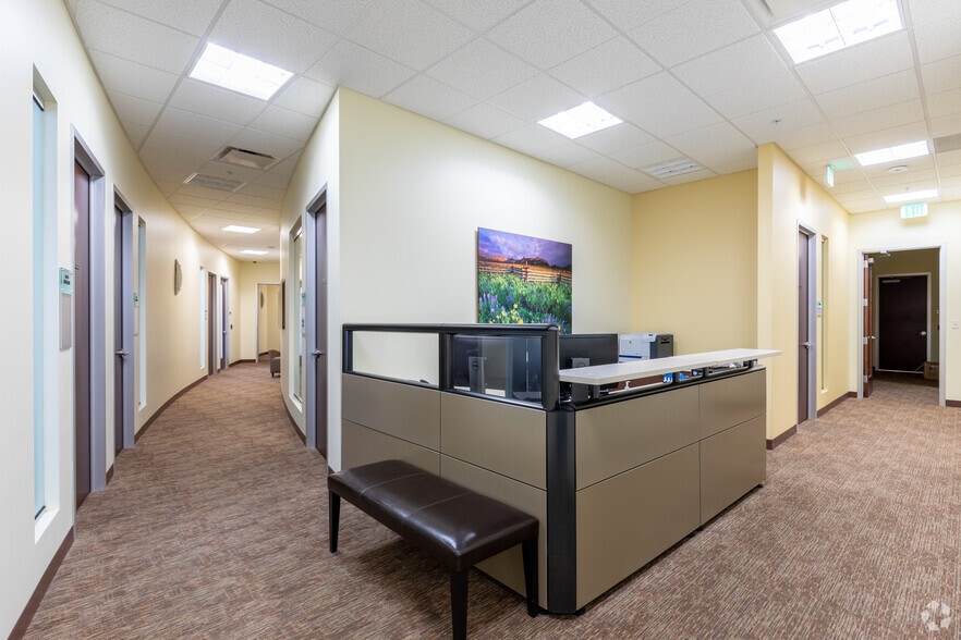 More Photos Of 13199 E Montview Blvd, Aurora Medical For Lease