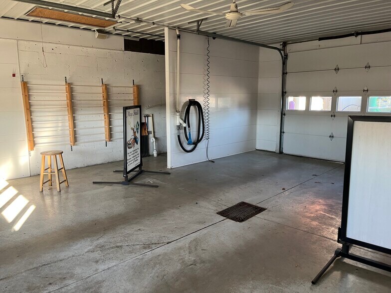 More Photos Of 3550 S Lafountain St, Kokomo Carwash For Sale