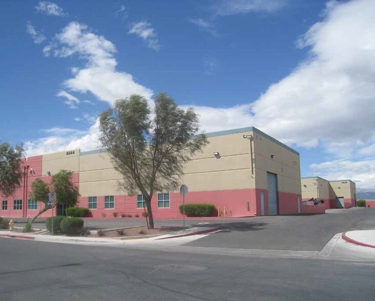 More Photos Of 4644 Industry Center Dr, Las Vegas Distribution For Sale