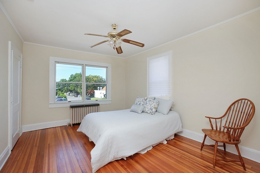 More Photos Of 2105 Park Ave, South Plainfield Office Residential For Sale