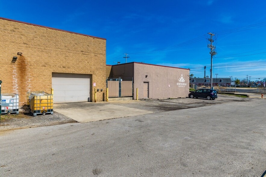 More Photos Of 1125 Cleveland Ave, Columbus Warehouse For Sale
