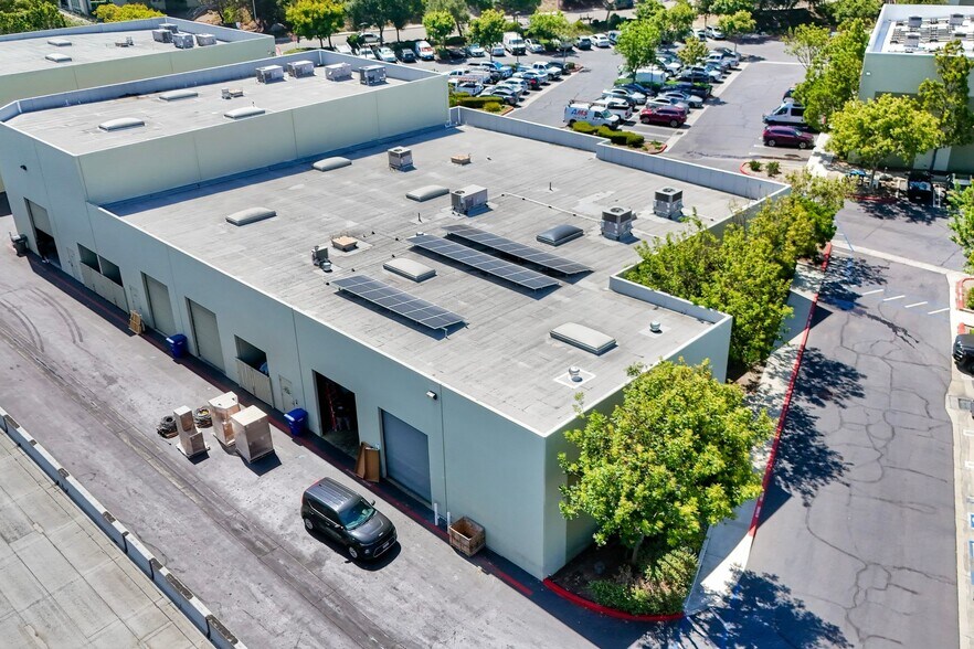 More Photos Of 2361 La Mirada Dr, Vista Warehouse For Sale