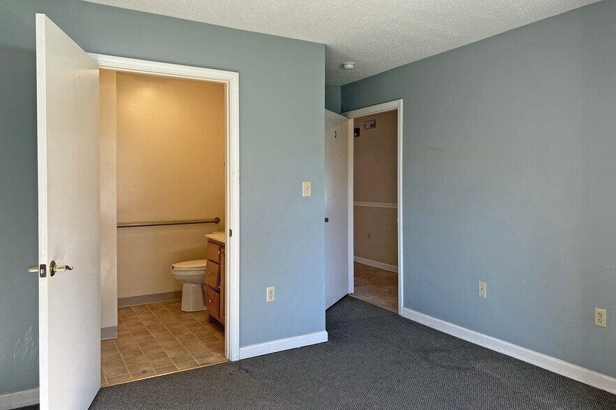 More Photos Of 1119 Brookhaven Rd, Franklin Healthcare For Sale