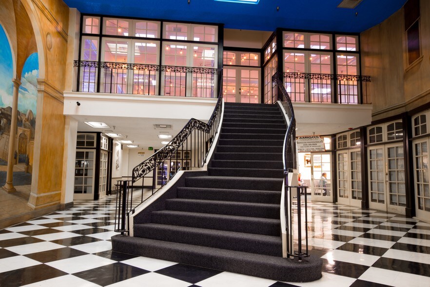 More Photos Of 2014 Tulare St, Fresno Office For Sale