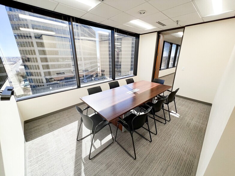 More Photos Of 500 W Illinois Ave, Midland Office For Lease