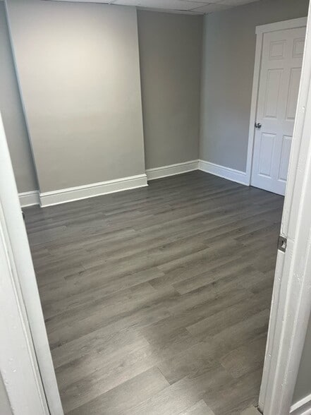 More Photos Of 2302 W Main St, Richmond Office For Lease