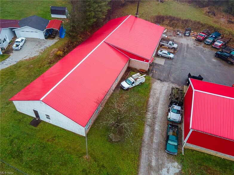 More Photos Of 1567 Cassingham Hollow Dr, Coshocton Flex For Sale