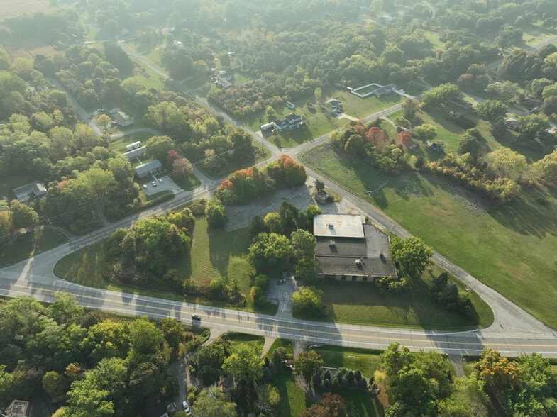 More Photos Of 2527 N M 63, Benton Harbor Manufacturing For Sale