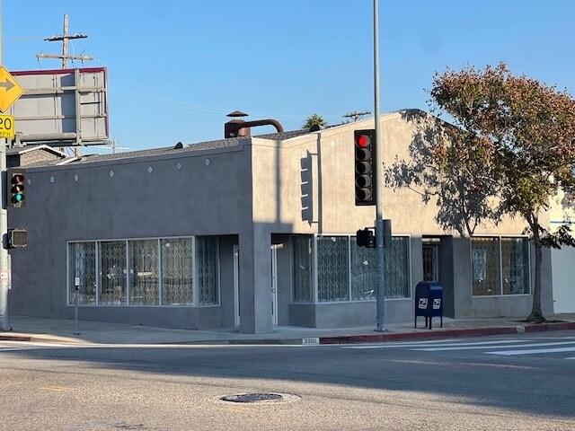 More Photos Of 3300 Motor Ave, Los Angeles Storefront For Lease