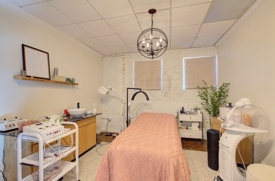 More Photos Of 205 N Laurens St, Greenville Loft Creative Space For Sale