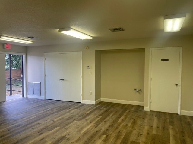 More Photos Of 1707 South St, Leesburg Daycare Center For Sale